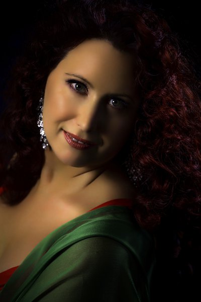 ISSN_PUB_1_25680027223029_Scars - Chantal - Photo by Robert Kirsner 05.jpg